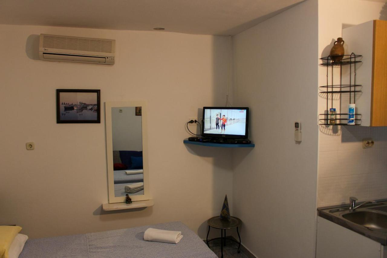 Apartments M&R Spadina Водице Екстериор снимка
