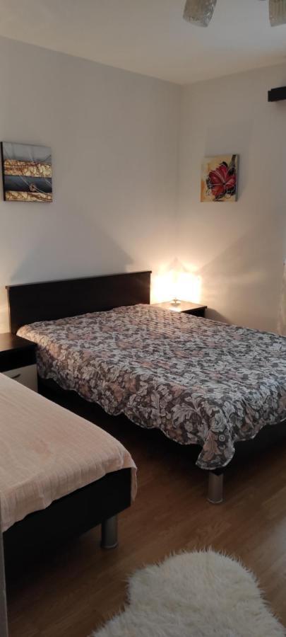 Apartments M&R Spadina Водице Екстериор снимка