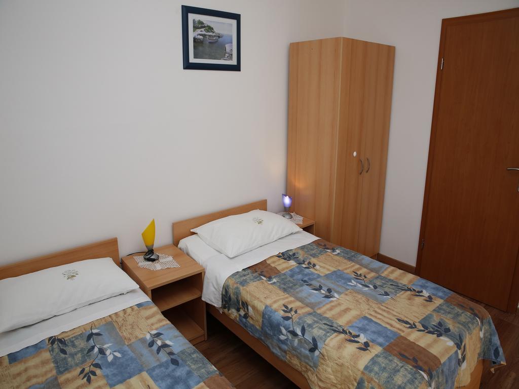 Apartments M&R Spadina Водице Стая снимка