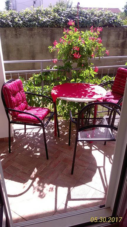 Apartments M&R Spadina Водице Екстериор снимка